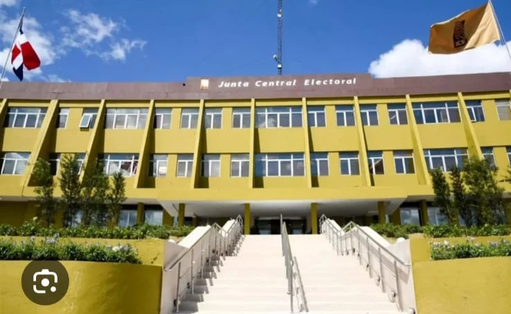 Imagen relacionada con: JCE ordena a partidos actualizar y transparentar sus padrones