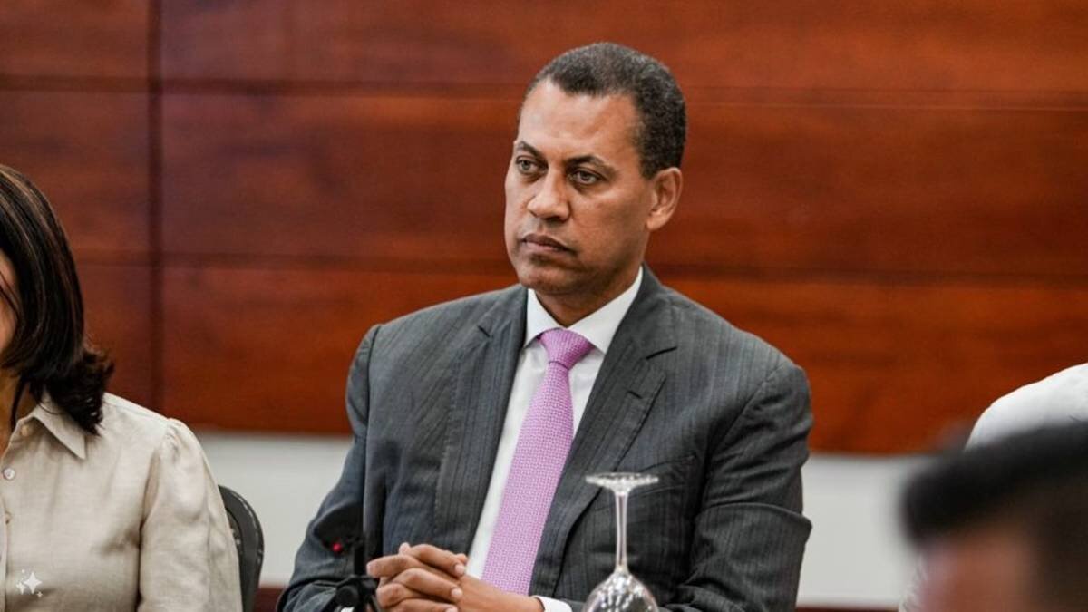 Imagen relacionada con: Guido Gómez Mazara pide volver a la decencia en la política
